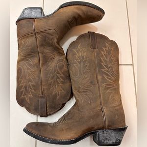 Ariat Cowboy Boots size 7 **GREAT CONDITION, BARELY WORN**